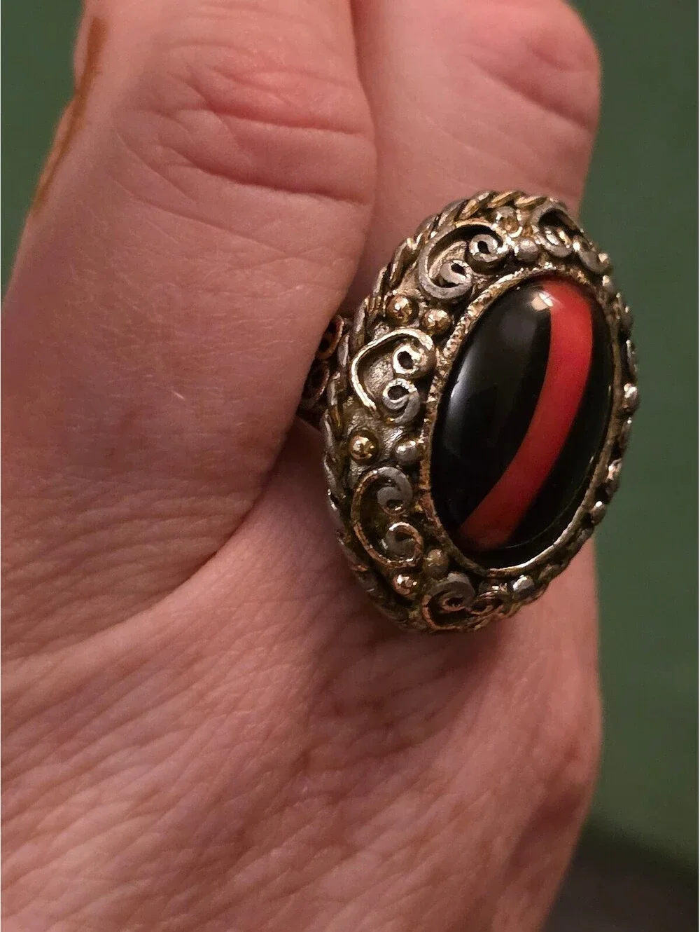 Vintage 1970s Black Red Stripe Oval Cabochon Filigree Cocktail Ring Adjustable